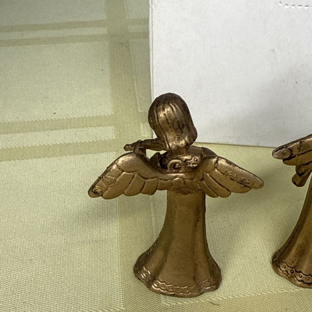 Vintage Hard Plastic Musical Angel Ornament Trio Made in British Hong Kong - Picture 12 of 13